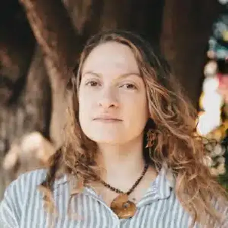 Nicole Donahoo, LMT, LMFTA, Licensed marriage and family therapist associate on Influential Women