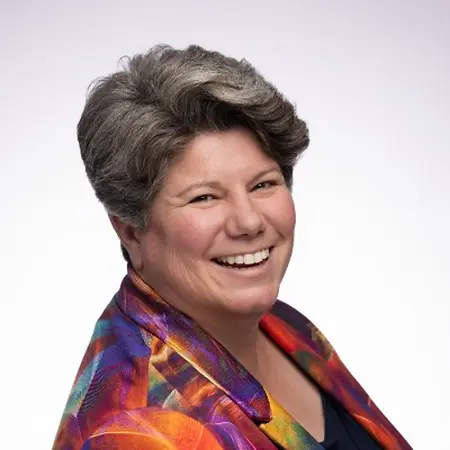 Holly Mabery, Chief Brokerage Officer at eXp Realty on Influential Women