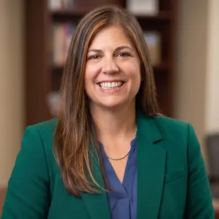 Natalie Jablonski, Director, Project Governance, Prioritization, and Corporate Facilities Operations on Influential Women
