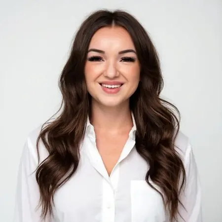 Sophie Williams, Executive Assistant | Strategic Partner on Influential Women