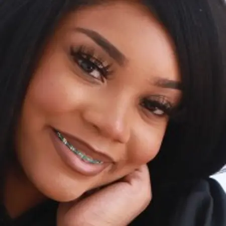 Mariah Perry, Writer on Influential Women