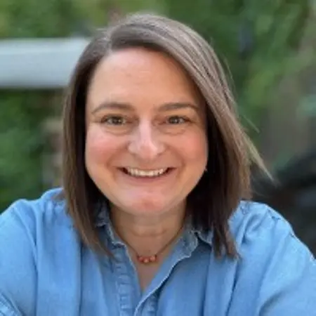 Stephanie Wallace, National Sales Manager on Influential Women