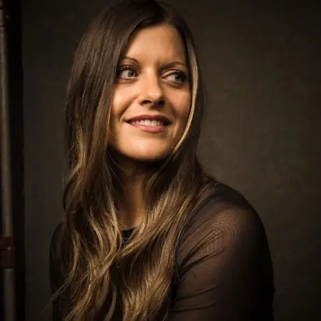 Lauren Riley, Senior Design Director - P&G BeautyHouse on Influential Women