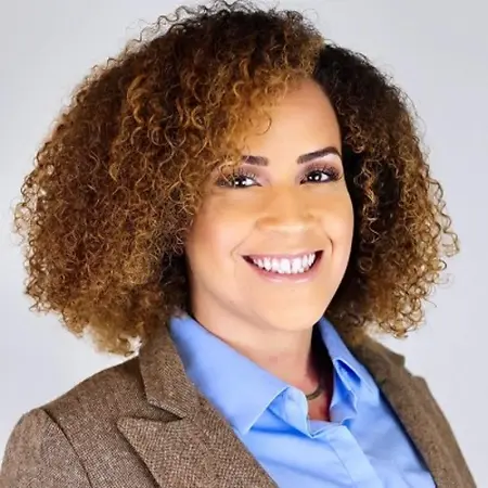 Munirah Dinkane, Social Work Supervisor on Influential Women