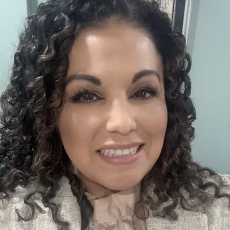 Ana M Delvalle, Management Analyst on Influential Women