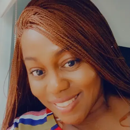 Stephanie Kneely, Reader on Influential Women