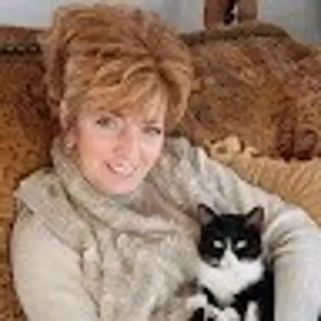 Dr. Lynette Angeloni, Senior Instructor on Influential Women