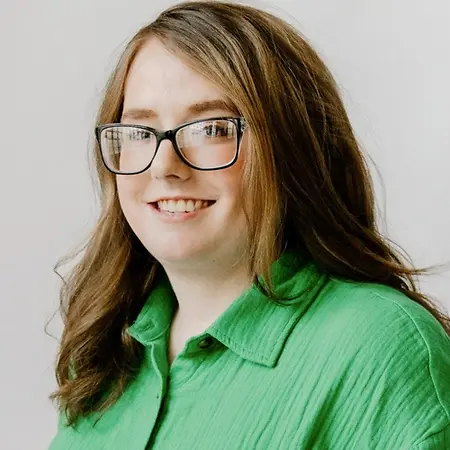 Caitlan Robbins, PharmD, Staff Pharmacist on Influential Women