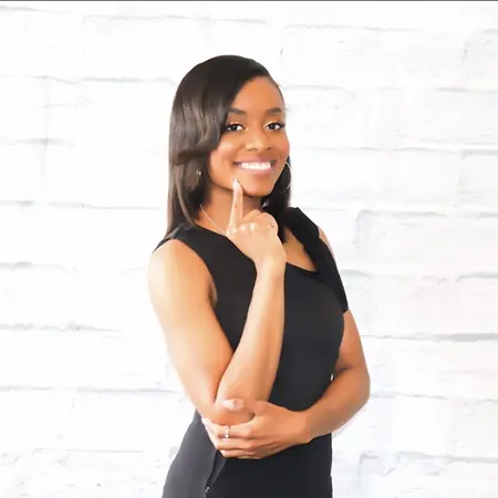 Jasmine Darget, Account Executive on Influential Women