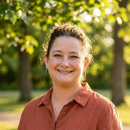 Caren Lee, Manager of Customer Care on Influential Women