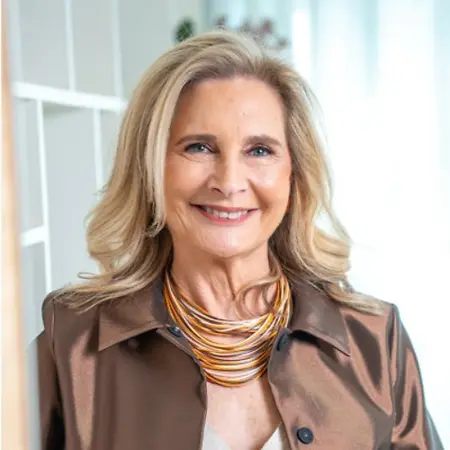 Flavia Goldenberg, Founder - Senior Consultant on Influential Women