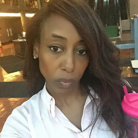 Domonique L. Banks, Contracting Officer Supervisory Contract Specialist on Influential Women