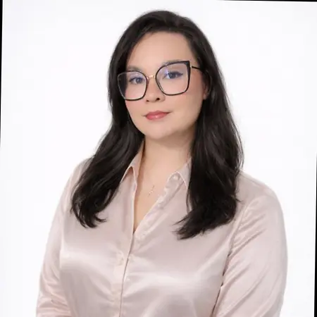 Laura Gayen, Remote Recruiter on Influential Women