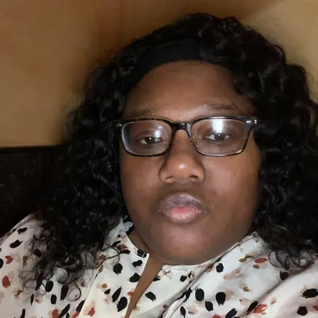 Tajuana Tennyson, Customer Service Representative on Influential Women