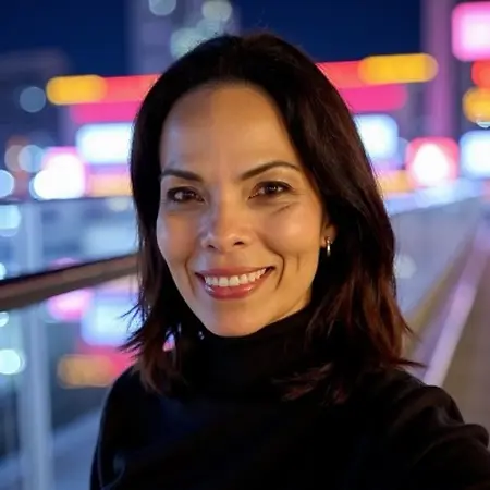 Ruby Ulloa, Benefits Business Development on Influential Women