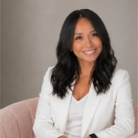 JoAnn Arcenal, Director of Customer Experience Centers on Influential Women