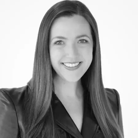 Kelli Gauss, Director of Marketing @ Pivot Design | HBA Chicago-Downtown Chapter President on Influential Women