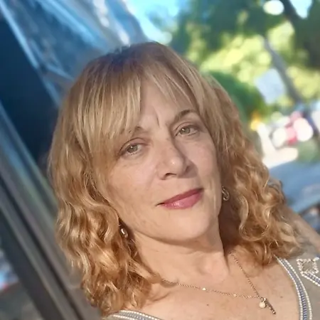 Louanne Moldovan, Arts Ambassador on Influential Women