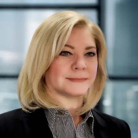 Kristy Gordon, Senior Graphic Designer | Marketing Specialist on Influential Women