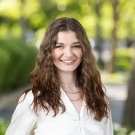 Alexandria Moran, Account Executive on Influential Women
