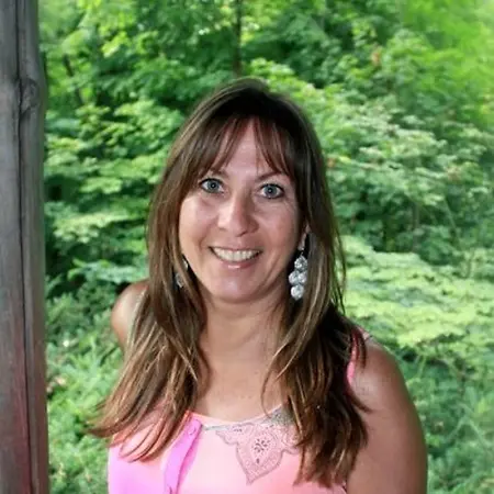 Teresa Dynes, Sales Consultant and Designer on Influential Women
