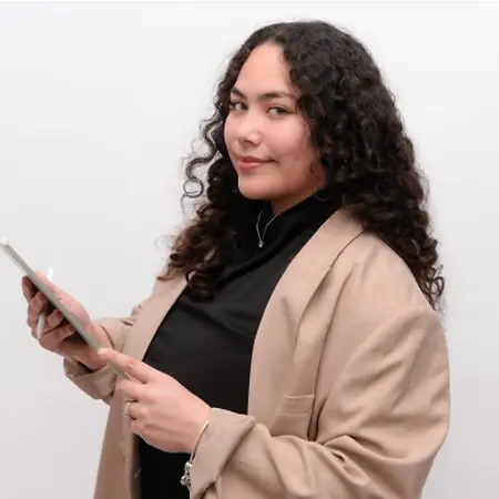Kristin Bausch, Founder | Social Media Strategist on Influential Women