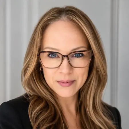 Daphne Dione  Croes-Ferreira, Executive Assistant II on Influential Women