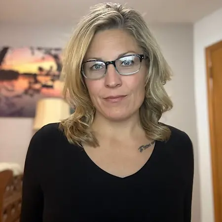 Stephanie Kelley, ICU Float Pool Nurse on Influential Women