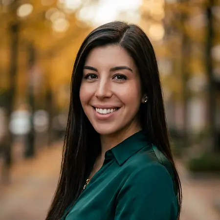 Zoë Scales, Sales Compensation Analyst on Influential Women