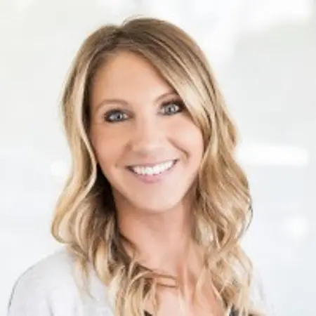 Lauren Dillon, Account manager on Influential Women