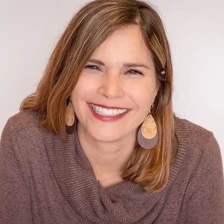 Tracy Mueller, Brand Ambassador on Influential Women
