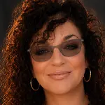 Sandra Coutts, BA (Hons), PGCE, PSHRA-SCP, Leadership Coach and Consultant | Founder on Influential Women