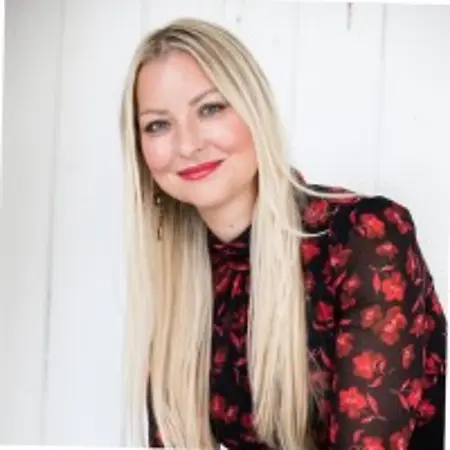 Elvira Ahmetaj, Chief Executive Officer on Influential Women