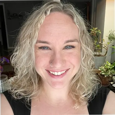 Mikhaila Eckjardt, Clinical Supervisor on Influential Women