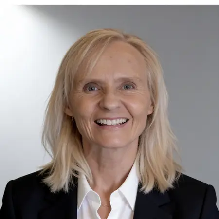 Lorna Jones, Vice President Senior Office Manager on Influential Women