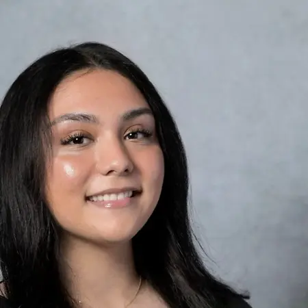 Alishba Khan, Legal Assistant Paralegal on Influential Women