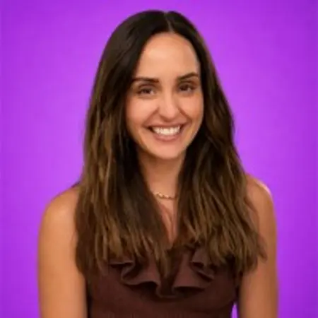 Justina Perro, Fractional Content Marketing Consultant on Influential Women