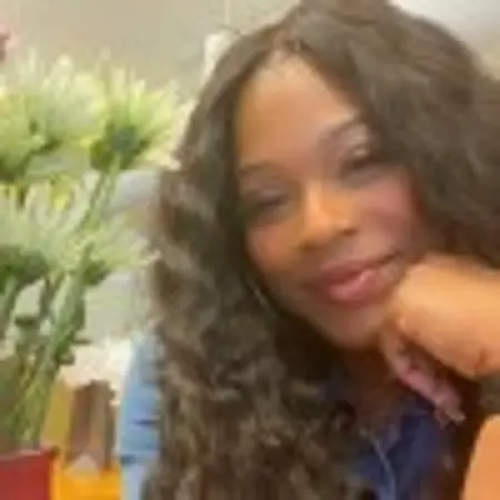 Raven McNeil, Coordinator of Volunteers on Influential Women