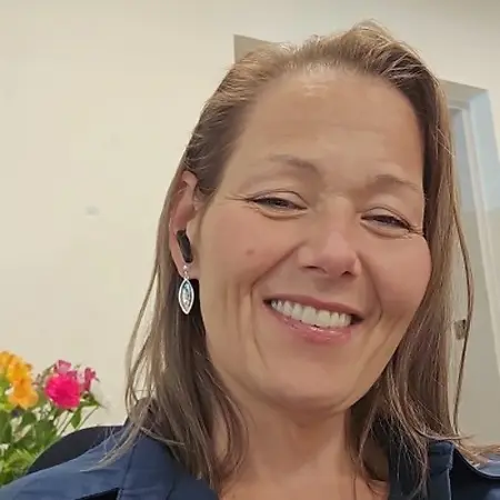 Heather Caligione, B.A., Senior Service Advisor on Influential Women
