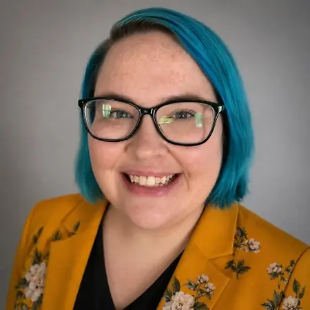 Lindsay Moffitt, Commercial Account Manager on Influential Women