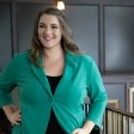 Carly Taylor, Virtual Assistant-Community Manager & Operations Expert on Influential Women
