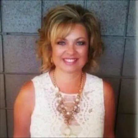 Amy Houser, Multi-Team Lead (3 offices) at H&R Block; substitute teacher and interventionist at school on Influential Women