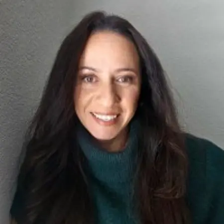 Claudia VillasanaMunoz, Small Business Owner on Influential Women