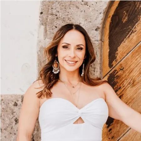 Mandy Rayleen Slape, BSN, RN, NC-BC, CNOR, Founder | Holistic Nurse Health on Influential Women