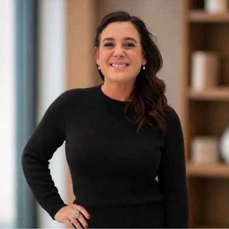 Jenni Guarino, Senior Project Manager on Influential Women