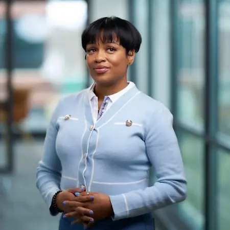 Shantelle Armstrong, Account Executive on Influential Women