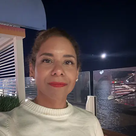 Doris Gonzalez, Senior Strategic Account Executive on Influential Women