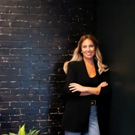 Alyson Rosenberry, Partner Account Executive on Influential Women