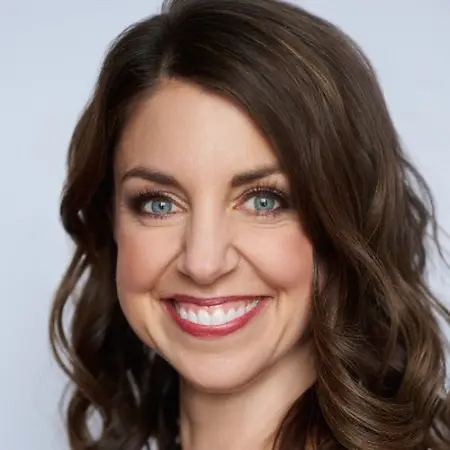 Emily Smith, Real Estate Sales Agent on Influential Women