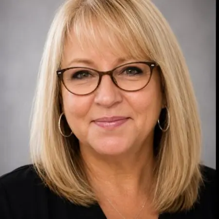 Linda Amatucci, Senior Director on Influential Women